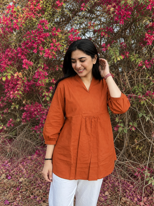 AIRA Rust V-Neck Cotton Short Top