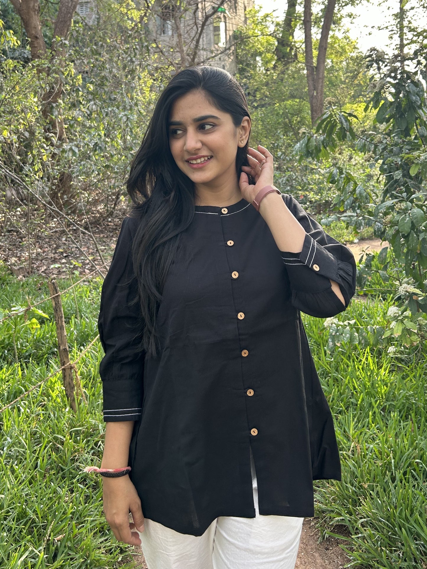 OLIVIA Black Cotton Short Top