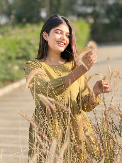 AURA Dusty Olive Solid Cotton Short Top