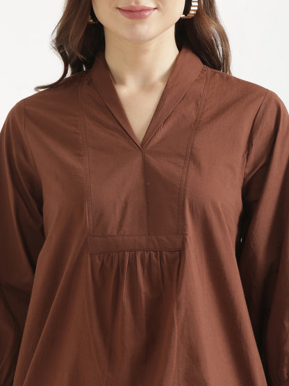AIRA Brown V-Neck Cotton Short Top