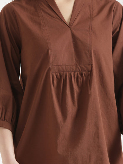 AIRA Brown V-Neck Cotton Short Top