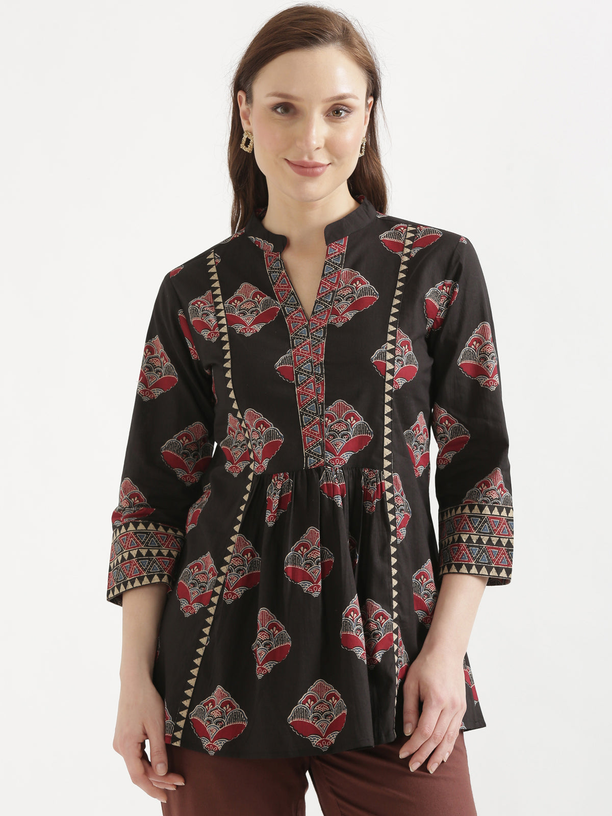 ELARA Black Printed Cotton Short Top