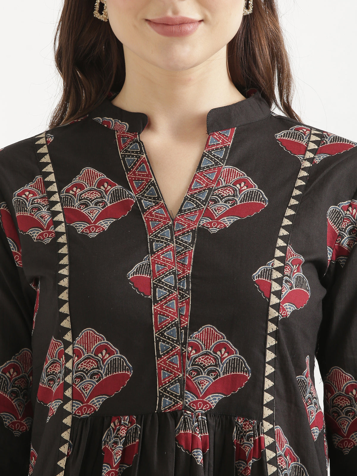 ELARA Black Printed Cotton Short Top