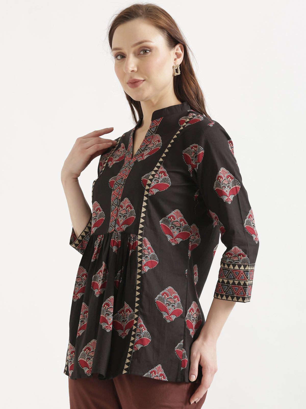 ELARA Black Printed Cotton Short Top