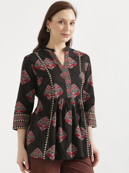 ELARA Black Printed Cotton Short Top