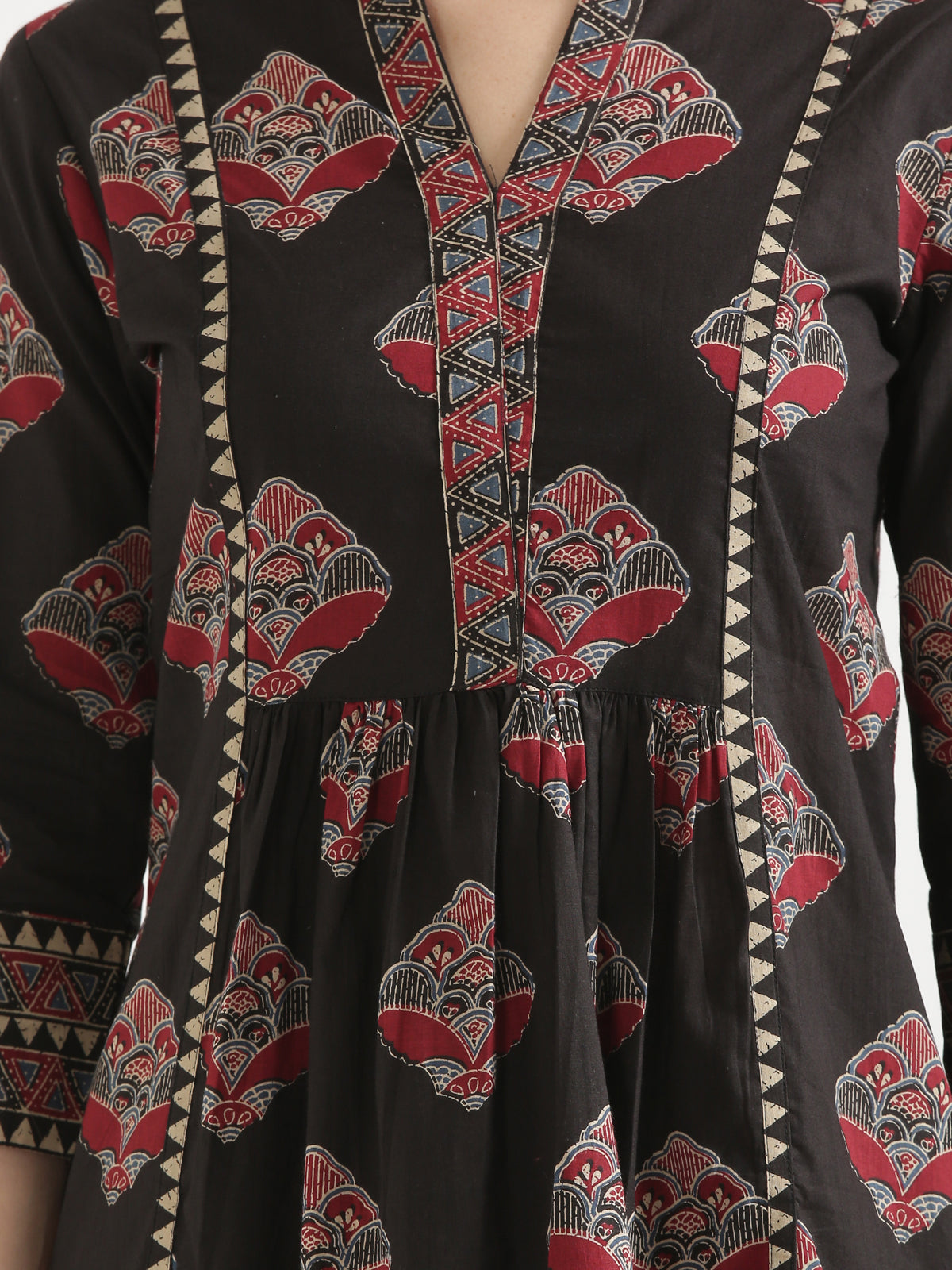 ELARA Black Printed Cotton Short Top