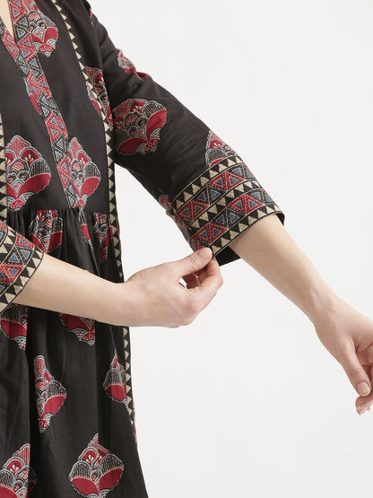 ELARA Black Printed Cotton Short Top