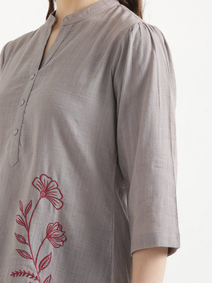 ELIO Cement Grey Embroidered Cotton Short Top