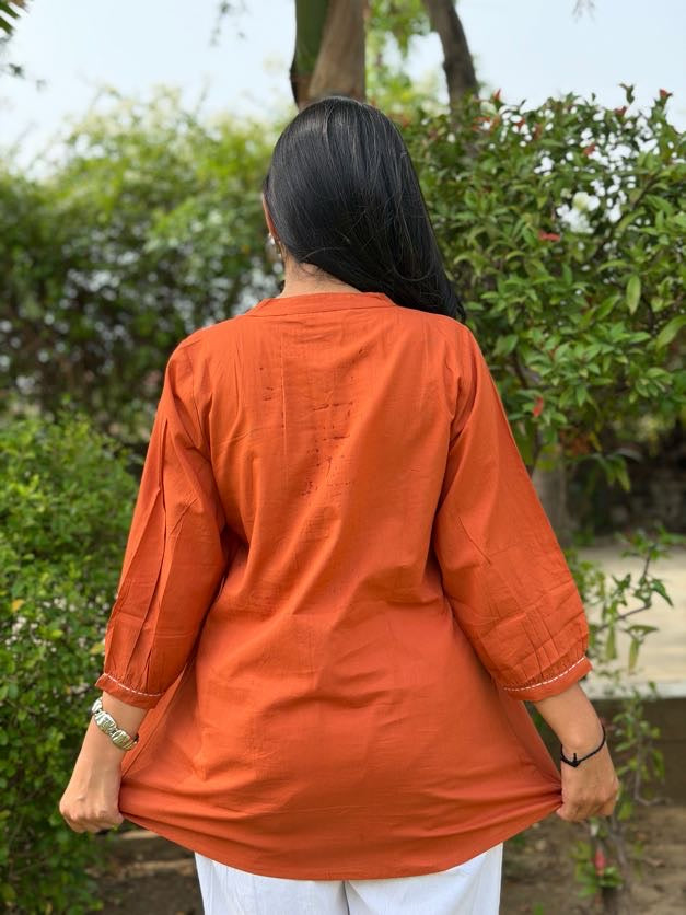 AVIRA Rust Dori Work Cotton Short Top