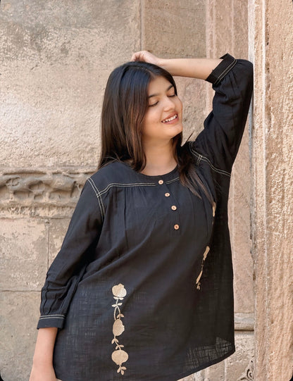 ANORA Black Hand Detail Cotton Short Top