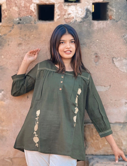 ANORA Army Green Hand Detail Cotton Top