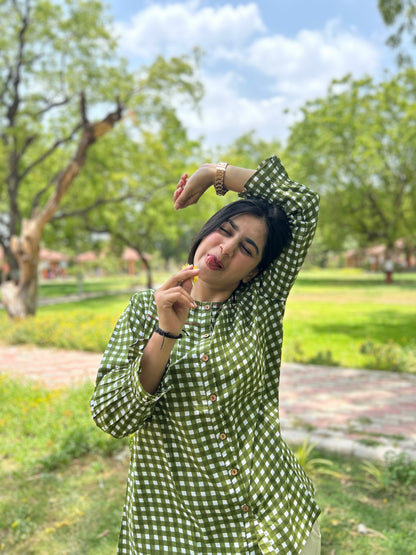 MIRA Garden Green Checks Top