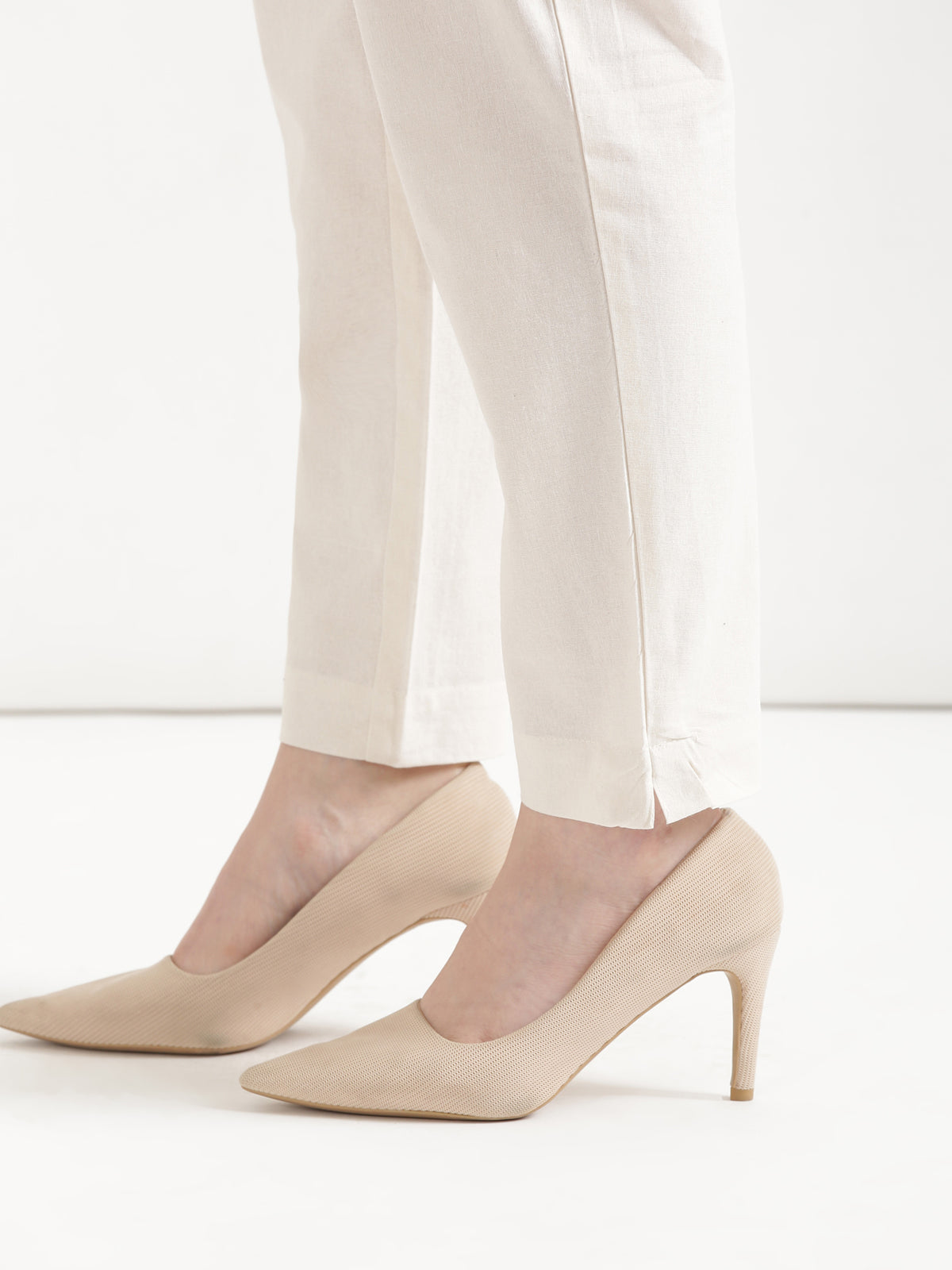 Women Off White Cotton Pant