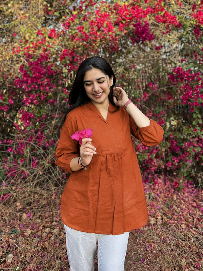 AIRA Rust V-Neck Cotton Short Top