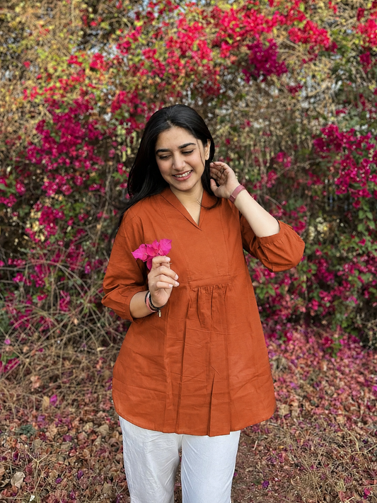 AIRA Rust V-Neck Cotton Short Top